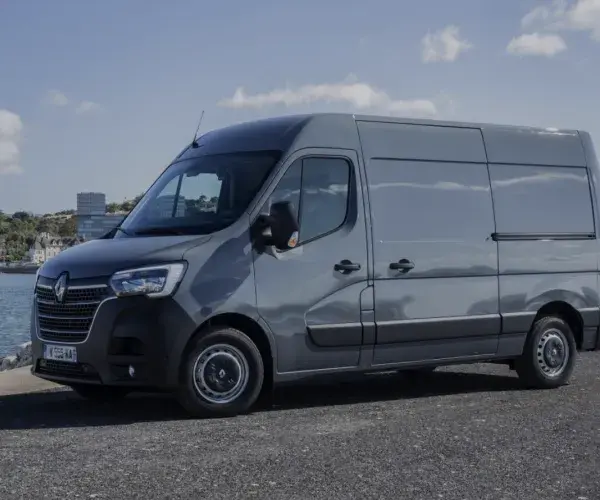 Garage Leijenaar header Renault Master