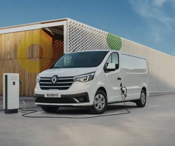 Garage Leijenaar header Renault Trafic electric