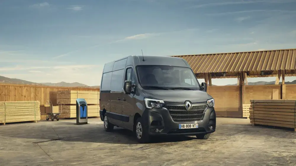 Garage Leijenaar Renault Master electric 